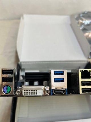 Placa Base Gigabyte B550M DS3H