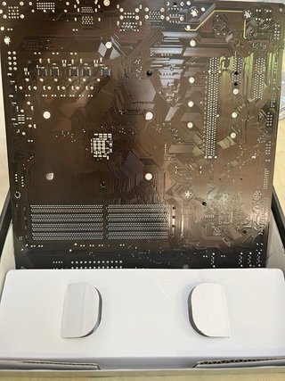 Placa Base Gigabyte B550M DS3H