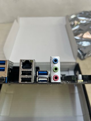 Placa Base Gigabyte B550M DS3H