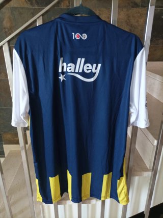 Camiseta Fenerbahçe Puma Talla XL.