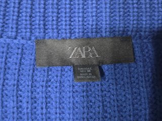 Jersey Zara cuello alto azul
