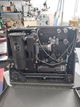 Proyector Marin 35mm y otros proyectores de 16mm