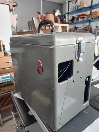 Proyector Marin 35mm y otros proyectores de 16mm