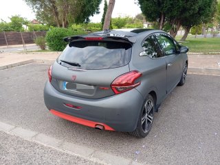 Peugeot 208 GT Line full equip