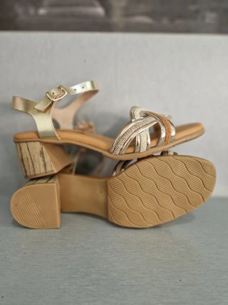 Sandalias Piel Tacón 4cm Talla 39 Nuevas