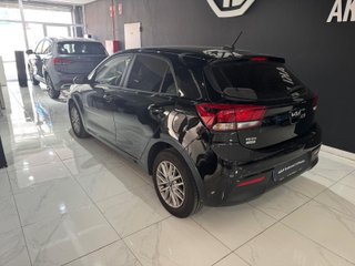 Kia Rio 1.0 T-GDi MHEV iMT Concept 74 kW (100 CV)