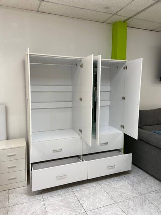 Armario blanco 4 puertas y 4 cajones nuevo