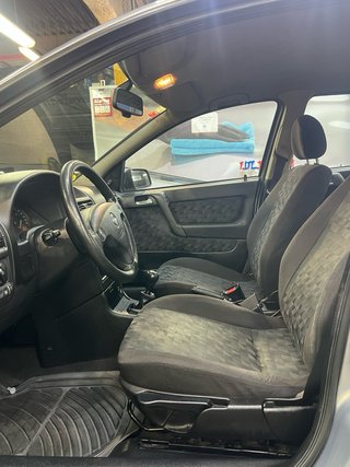 Opel Astra 2002