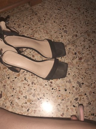 Zapatos de tacón negros