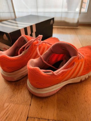 Zapatillas Adidas Naranja y Rosa
