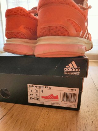 Zapatillas Adidas Naranja y Rosa