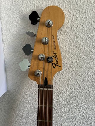 Bajo Fender Precision Blanco