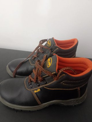 Zapatos de seguridad Kapital negros y naranjas