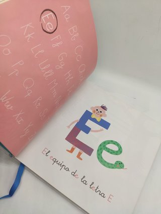 Un cuento para cada letra. Aprende las 29 letras y