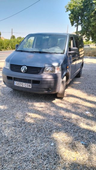 Volkswagen Transporter T5 2004