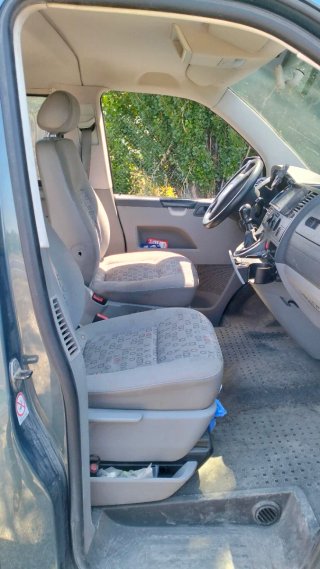 Volkswagen Transporter T5 2004