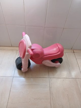 Bici de aprendizaje rosa para niños