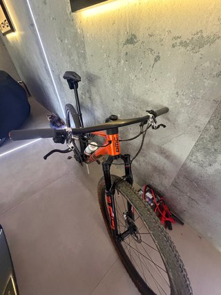 Bicicleta BMC Fourstroke 01 One