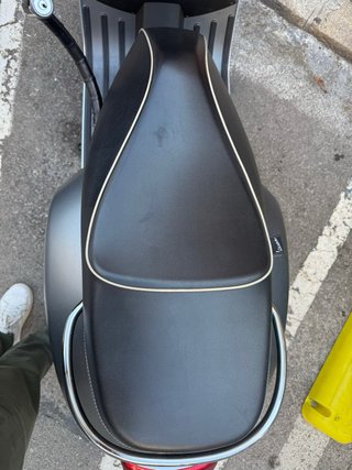 Vespa GTS 300 Gris