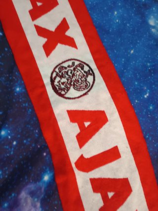 Bufanda Ajax Amsterdam Clásica Roja y Blanca
