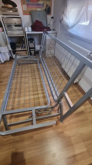 Sofá Cama Clic Clac Metálico