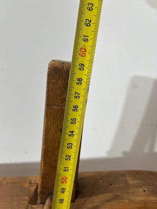 Antiguo Yugo de Madera Maciza con Estacas.