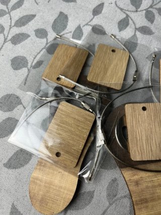 8 Llaveros Madera