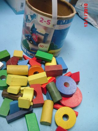 3 JUEGOS DE MADERA CONSTRUCION X 3€ UNO ,6€ TODOS