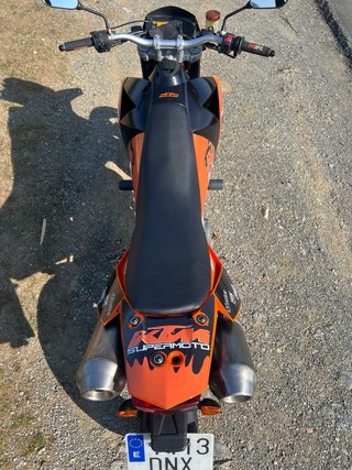 KTM 950 SM Supermoto. Cambiaria por superduke gen2