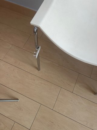 Sillas blancas modernas
