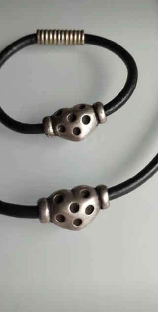 Conjunto Cuero Negro y Plata