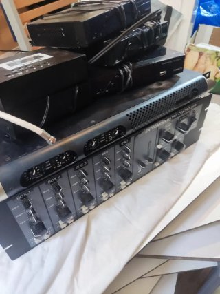 Equipo de TV: Receptor TDT y Amplificador