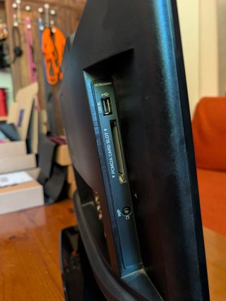 LG Monitor/TV Negro