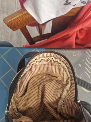 Mochila casual negra y marron