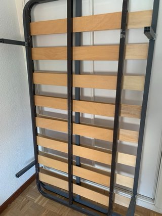 Somier de cama metálico con lamas de madera