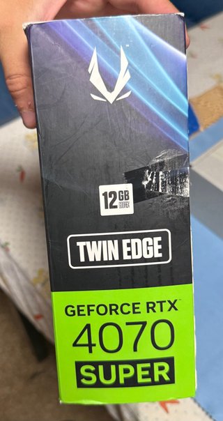 ZOTAC GAMING GeForce RTX 4070 SUPER Twin Edge 12GB