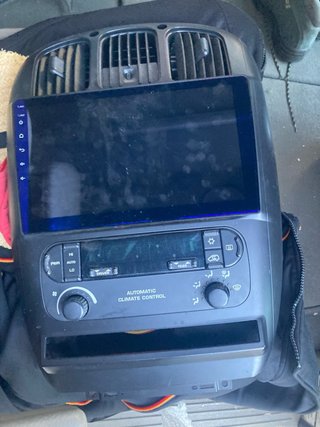 Radio Android GPS + Control A/C y carcasa