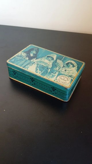 Caja Metálica Almendras de Alcalá Salinas