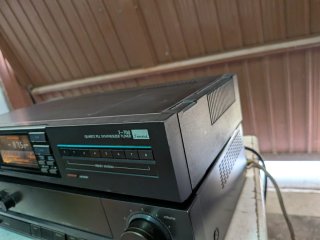Sansui T-700 Sintonizzatore PLL Quartz hi-fi radio