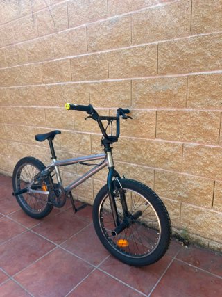 Bici BMX B'Twin 20 Decathlon