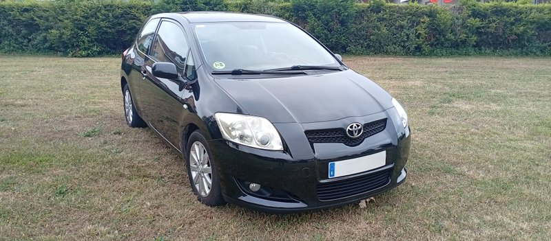 Toyota Auris D4D 1.4 90 CV muy cuidado y fiable - foto 1