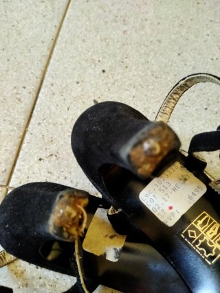 Sandalias de tacón negras