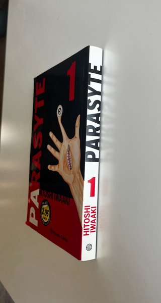 Parasyte Vol. 1 Manga Planeta Cómic Hitoshi Iwaaki