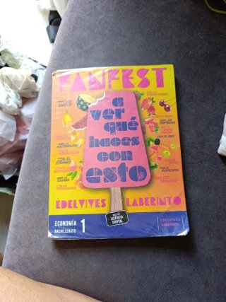 Libro de Economía 1°bachillerato Edelvives