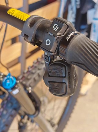Amflow PR Carbon Pro 2027