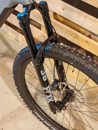 Amflow PR Carbon Pro 2027