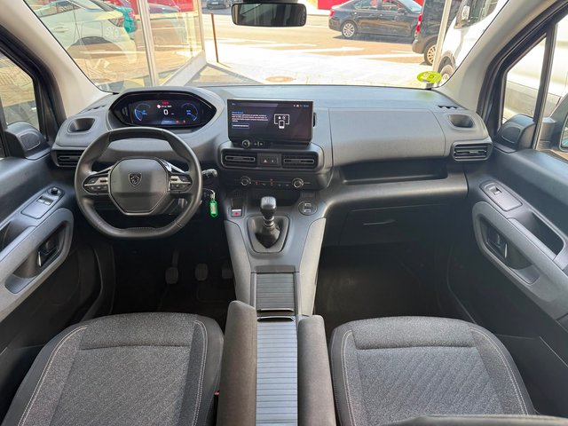 Peugeot Rifter 2025