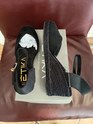Cuñas Etika Negro Talla 39