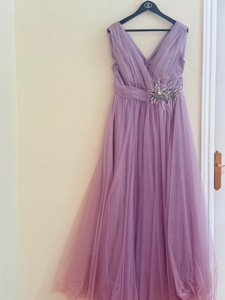 Vestido de fiesta morado largo