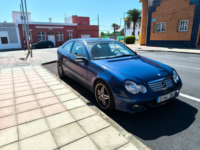 Mercedes-Benz C220 CDI SportCoupé Sport Edition - foto 1